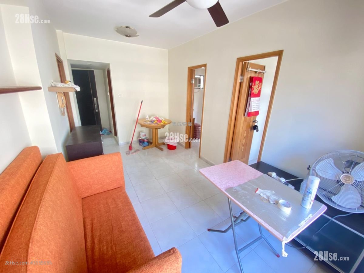 Yuk Ming Towers Rental 2 Bedrooms , 1 Bathroom 378 ft²