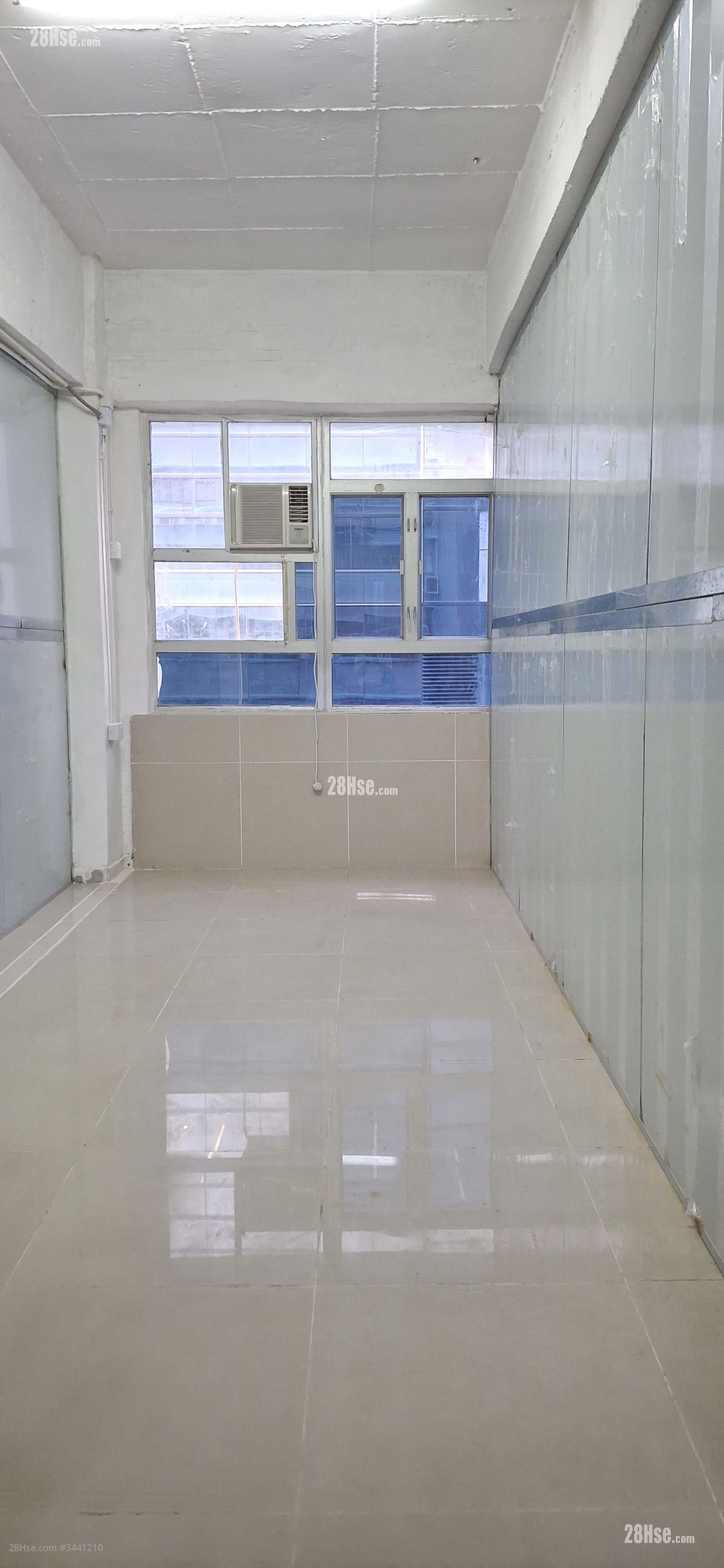 Startex Industrial Building Rental 145 ft²