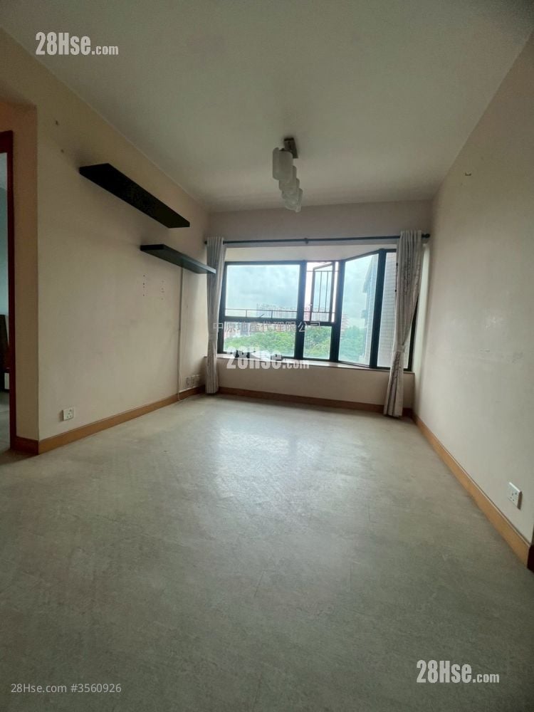 Villa By The Park Sell 3 Bedrooms , 2 Bathrooms 583 ft²