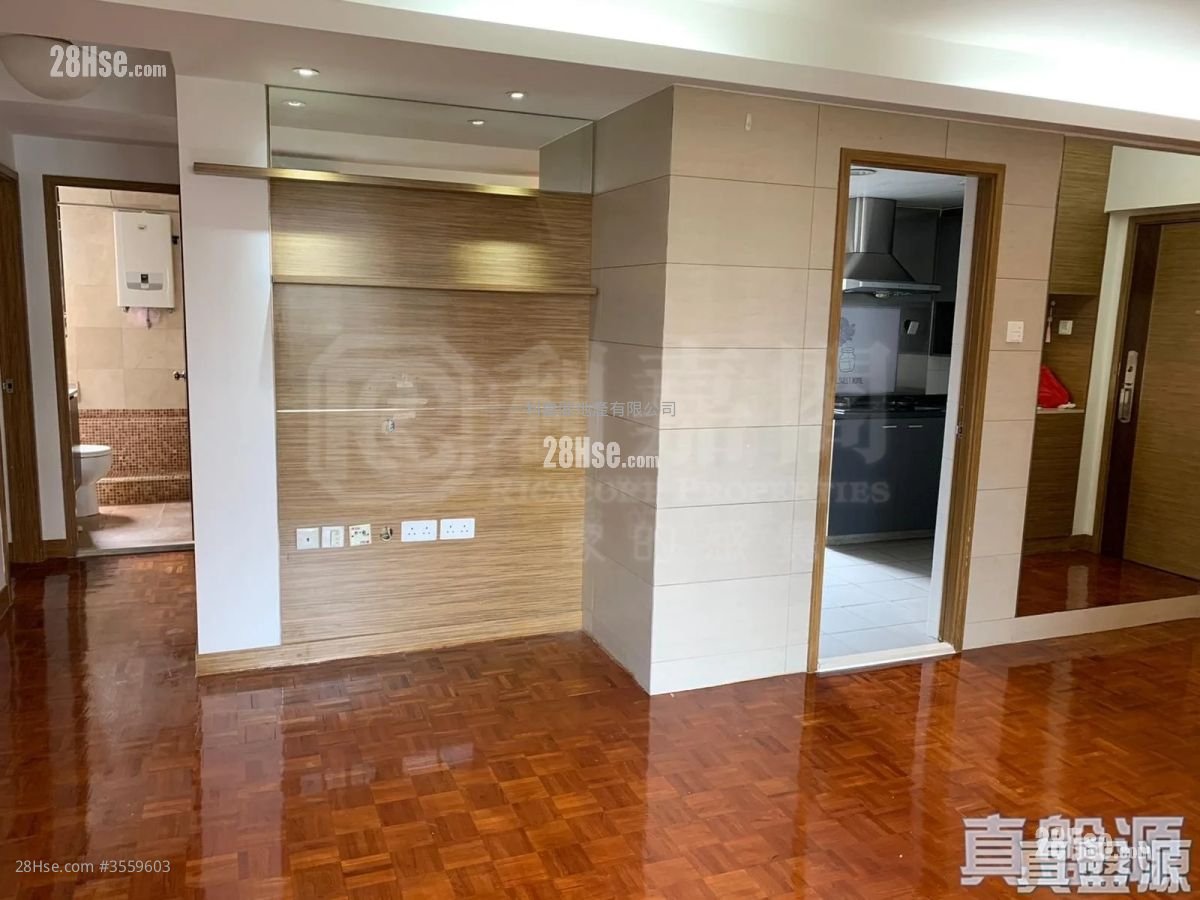 Parc Oasis Sell 3 Bedrooms , 2 Bathrooms 792 ft²