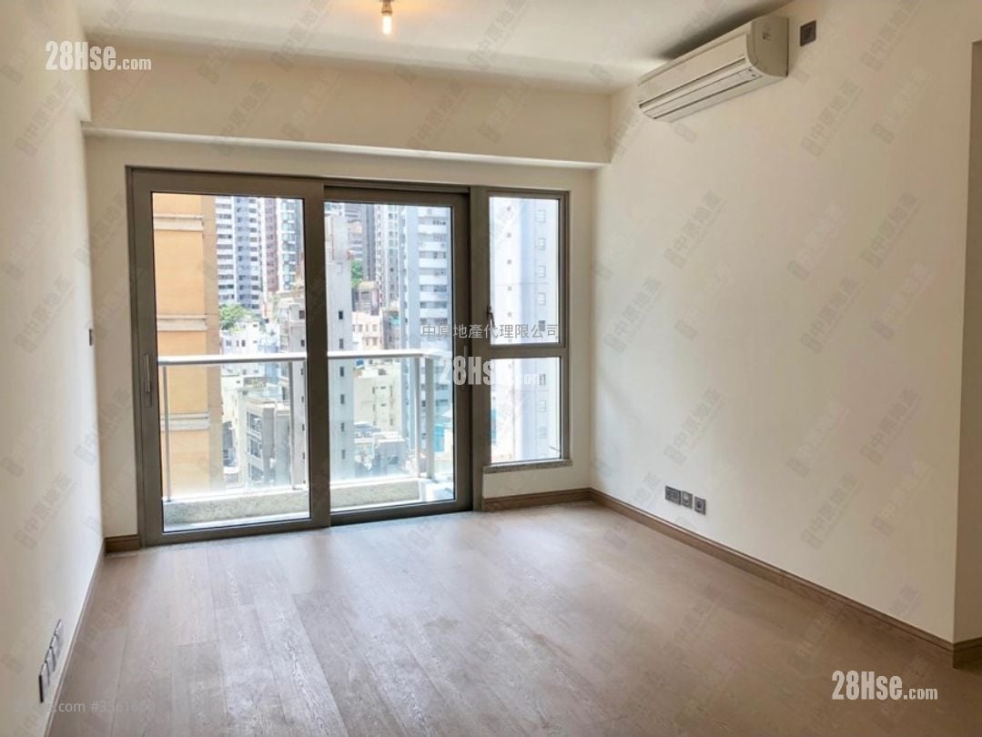 My Central Sell 3 Bedrooms , 2 Bathrooms 889 ft²
