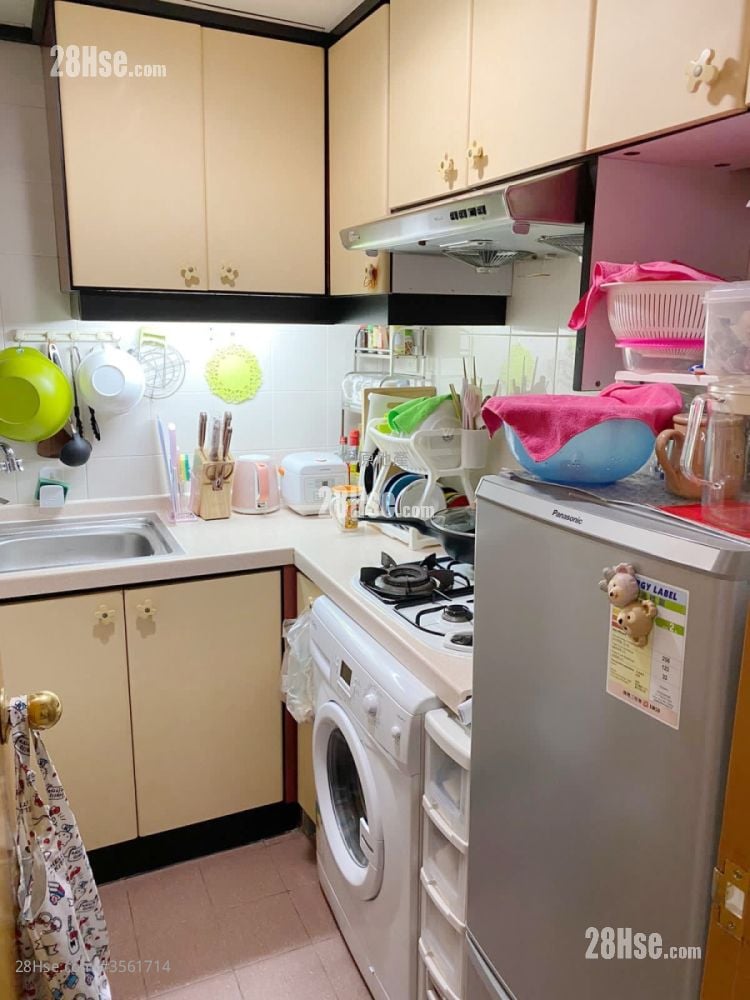 Flora Plaza Sell 2 Bedrooms , 1 Bathroom 370 ft²