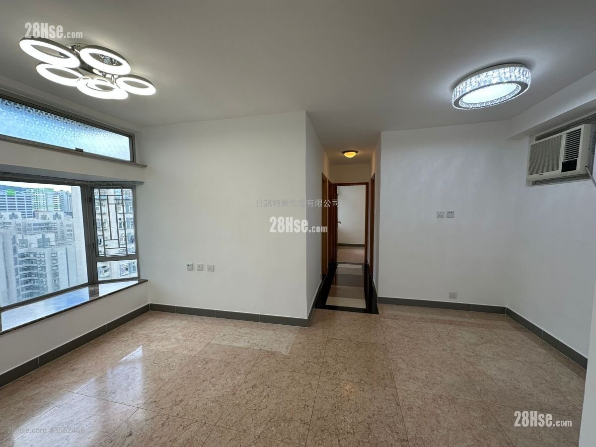 Riviera Gardens Rental 3 Bedrooms , 1 Bathroom 496 ft²