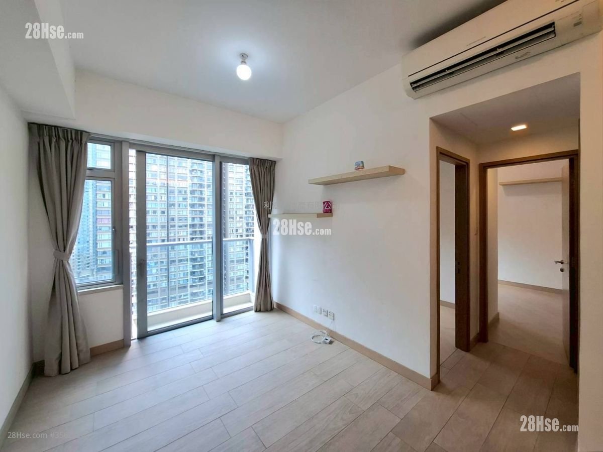 Century Link Rental 2 Bedrooms 452 ft²