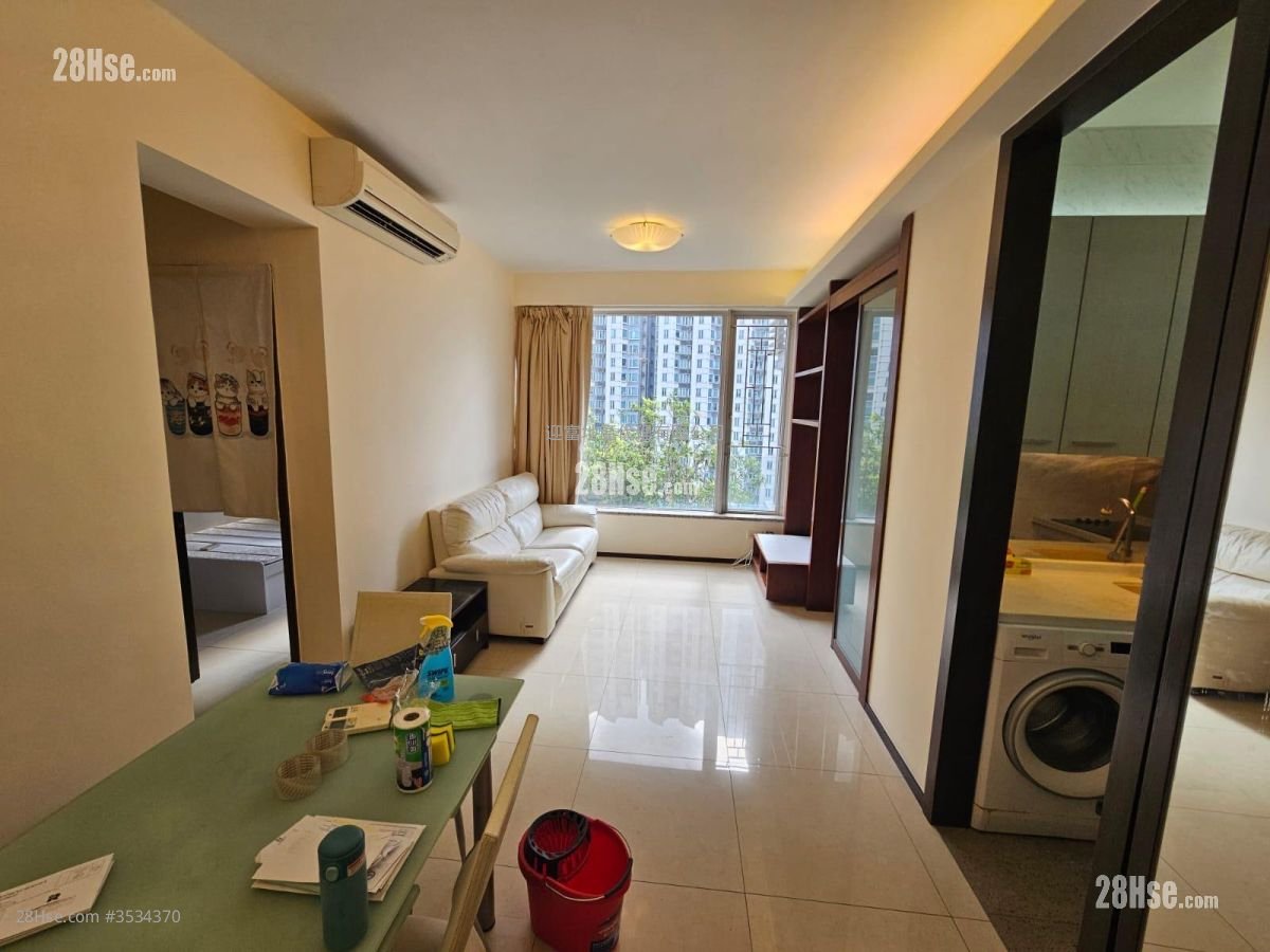 The Metropolis Residence Rental 2 Bedrooms , 1 Bathroom 497 ft²