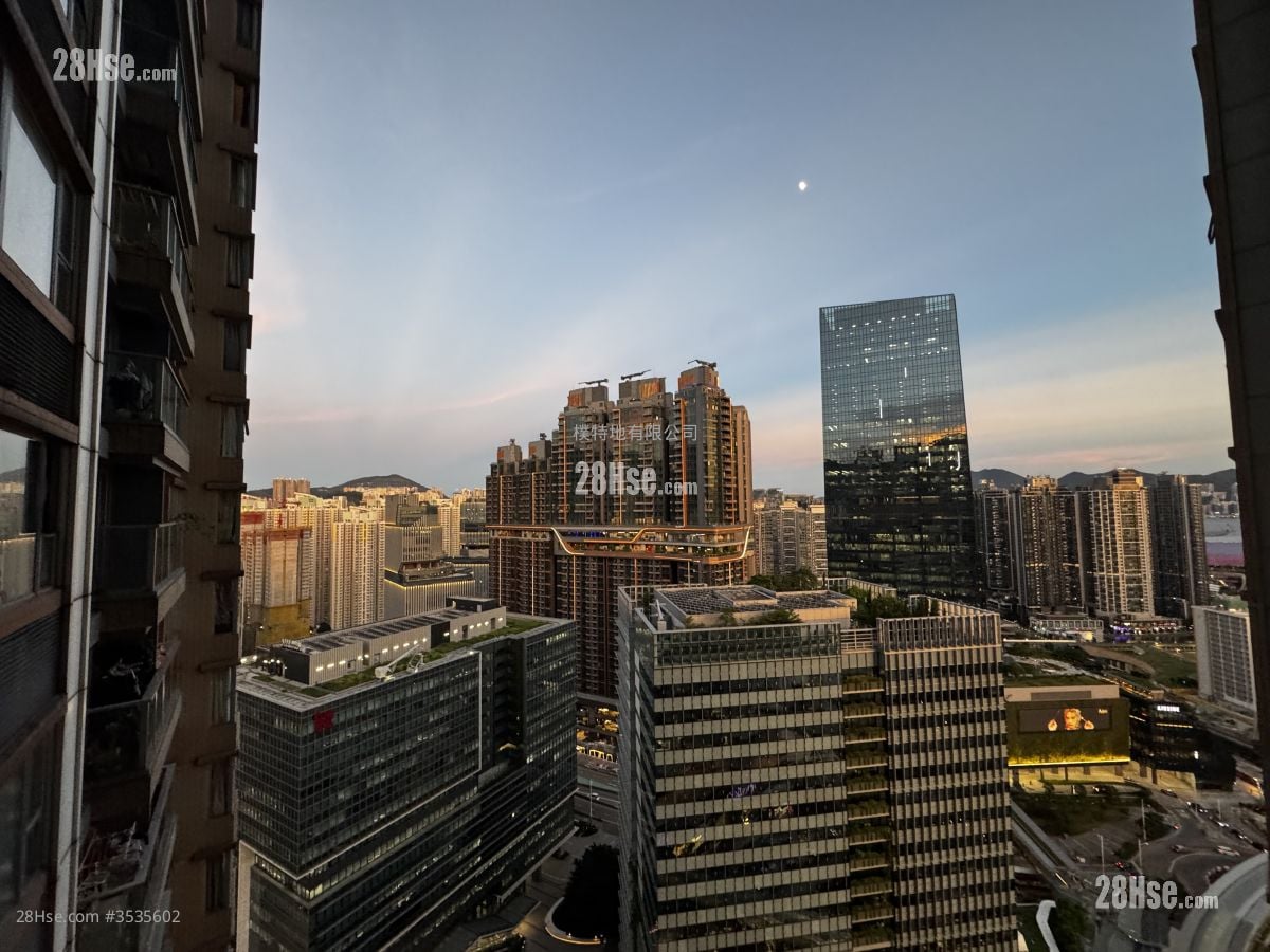 The Latitude Rental 2 Bedrooms , 1 Bathroom 584 ft²