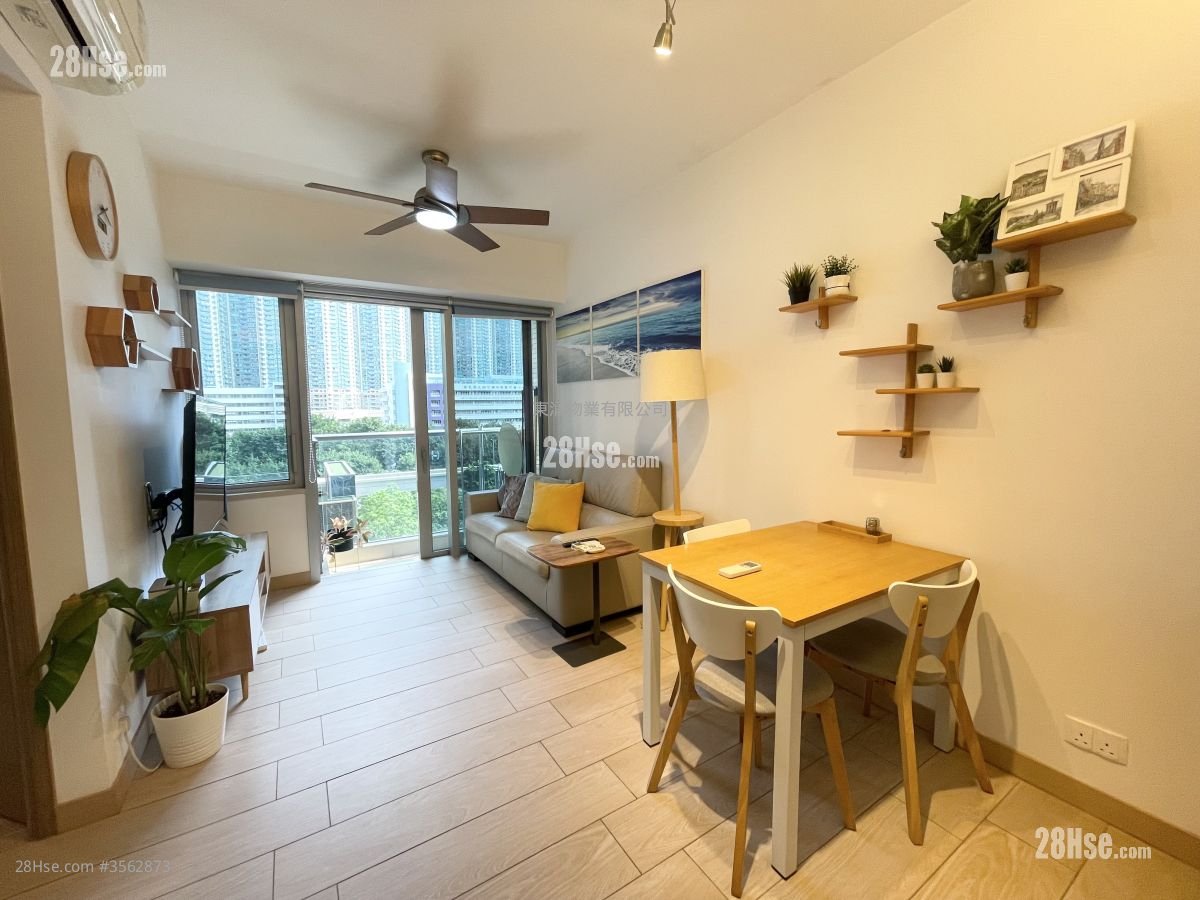 Century Link Sell 2 Bedrooms , 2 Bathrooms 484 ft²