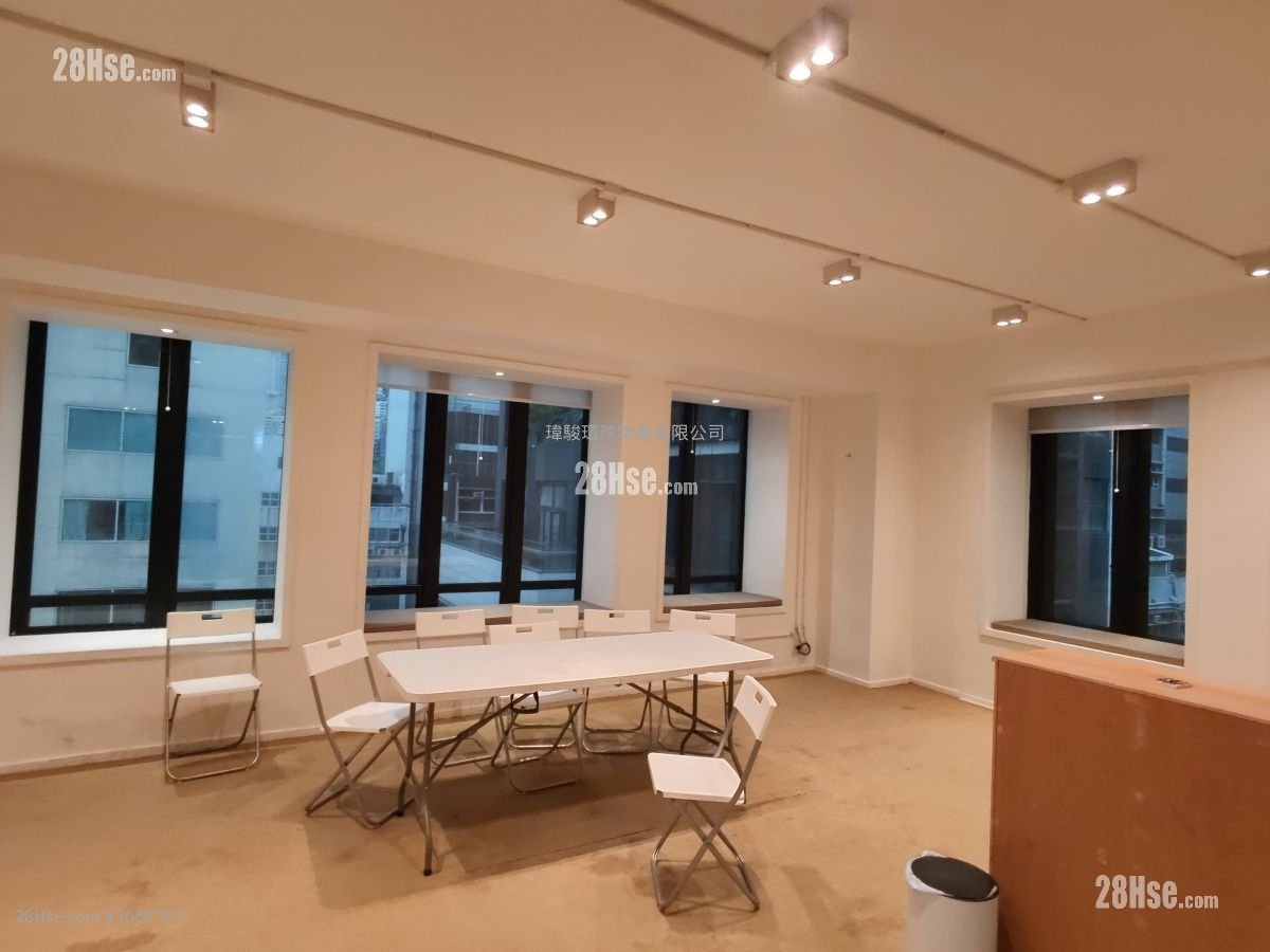 21 D'aguilar St. Rental