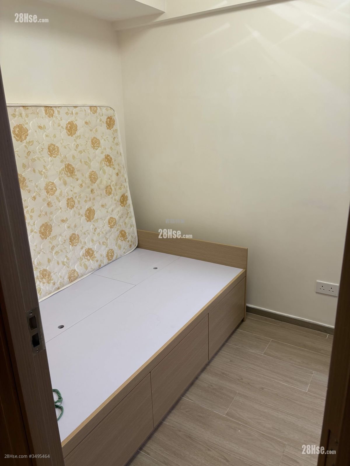 Man Fai Building Rental Studio , 1 Bathroom 100 ft²