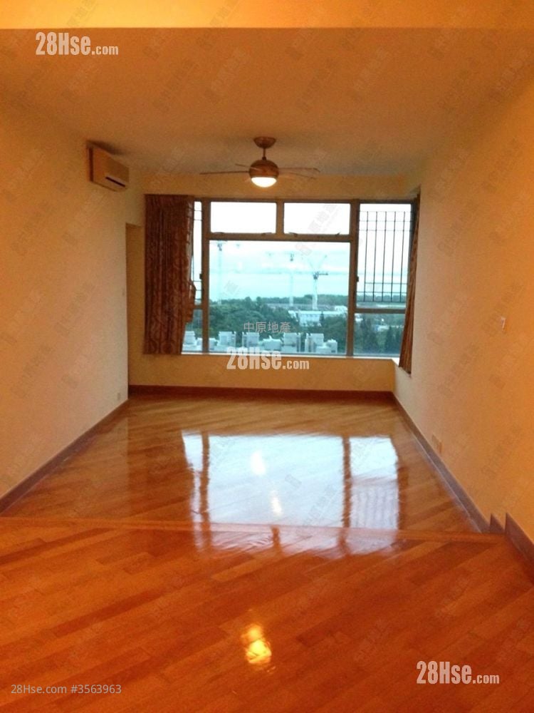 Coastal Skyline Sell 3 Bedrooms 912 ft²