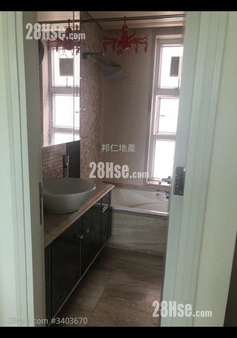 Festival City Rental 842 ft²