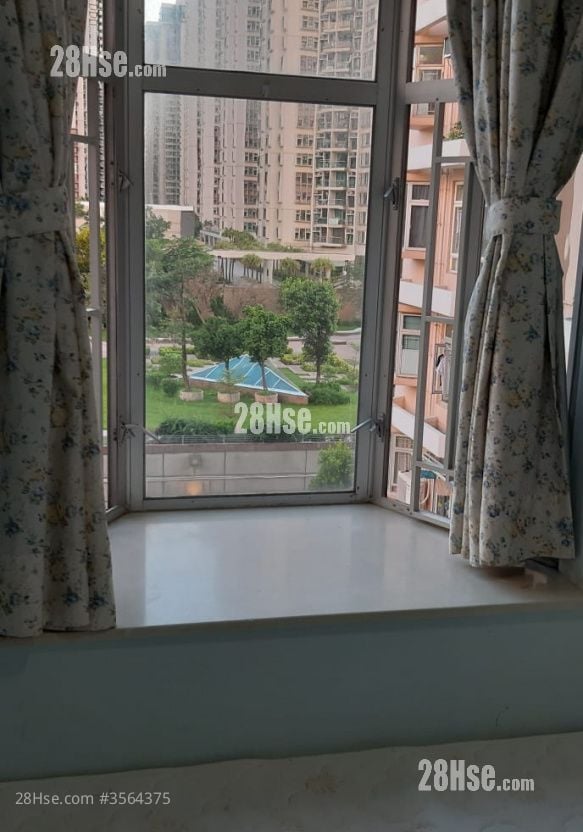 Jubilee Garden Rental 1 Bathroom 60 ft²