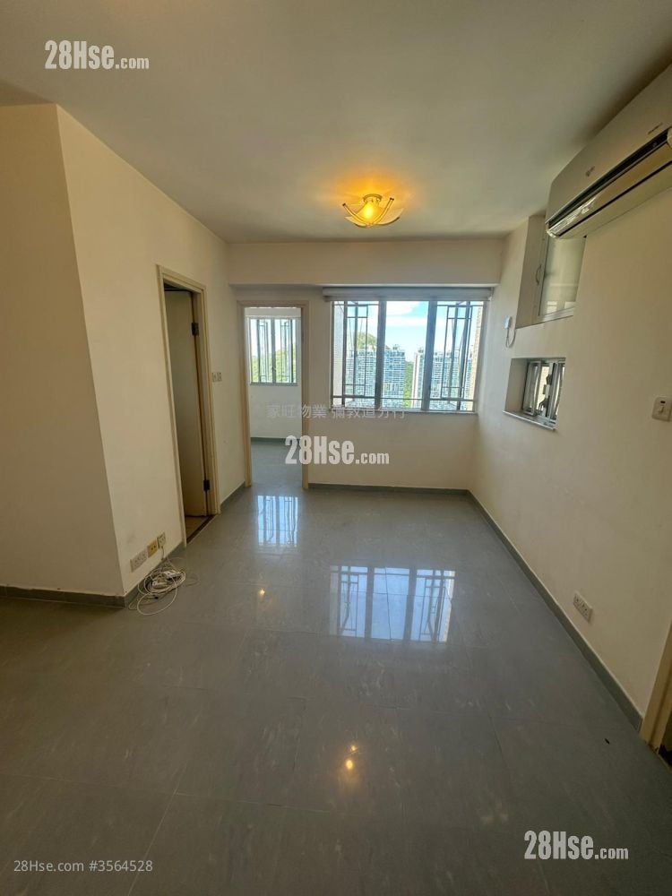 Broadview Court Sell 2 Bedrooms , 1 Bathroom 422 ft²