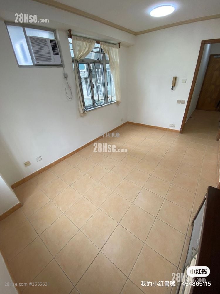 June Garden Rental 376 ft²