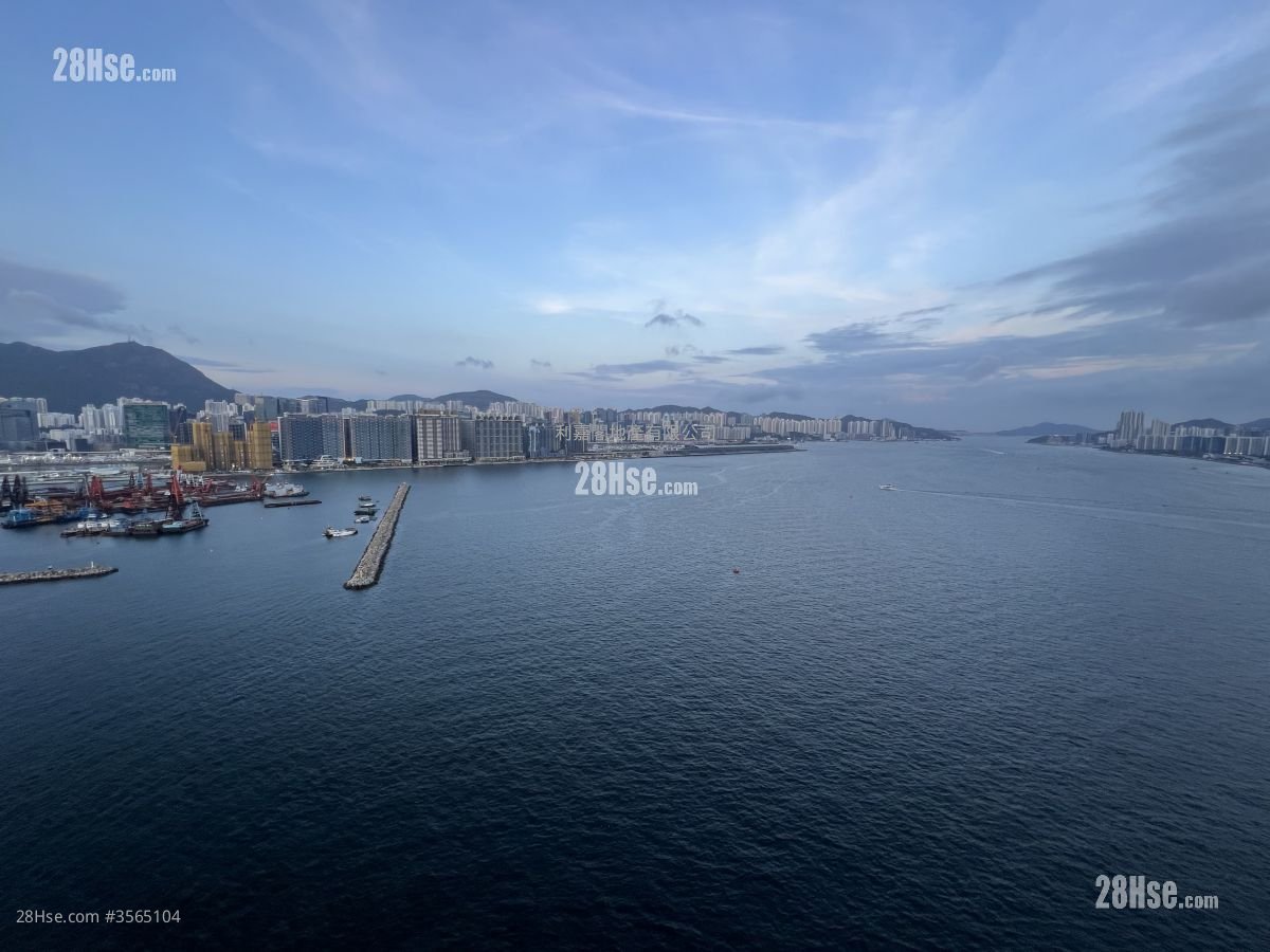 Laguna Verde Sell 5+ Bedrooms 2,147 ft²