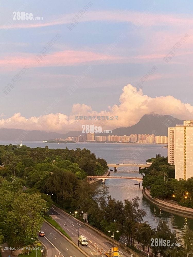 Tai Po Centre Sell 2 Bedrooms 371 ft²