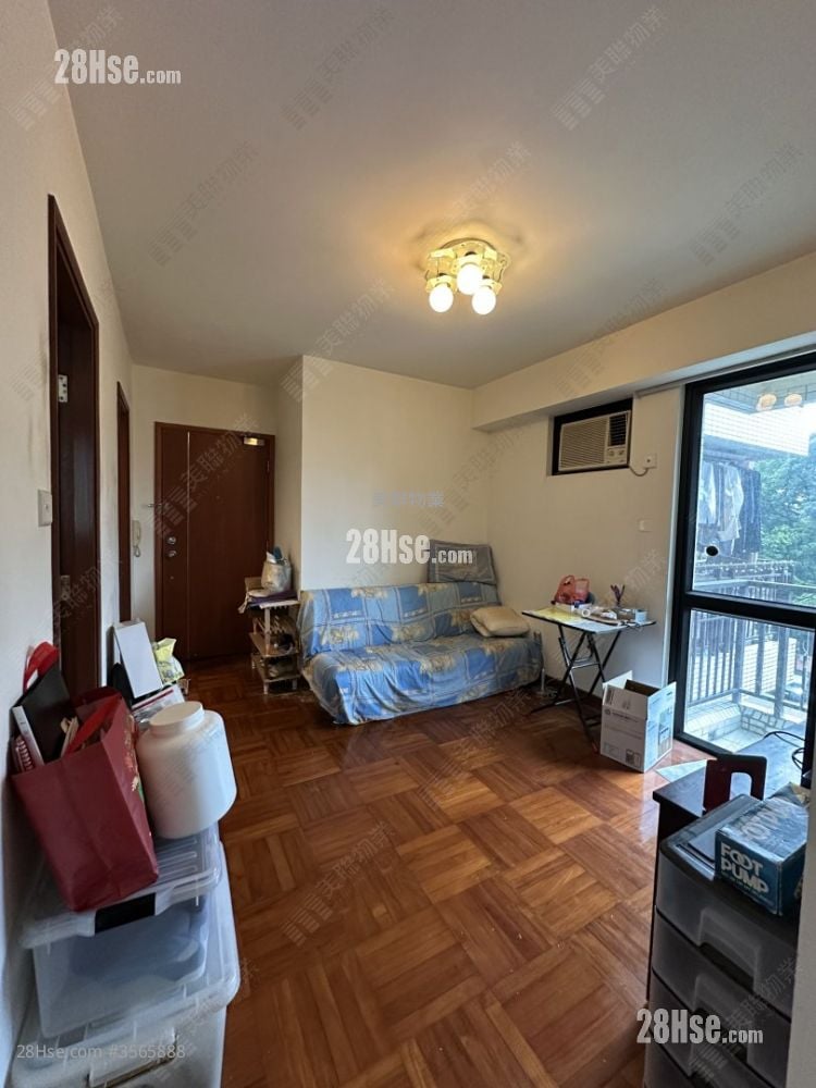 Royal Green Sell 2 Bedrooms , 1 Bathroom 414 ft²