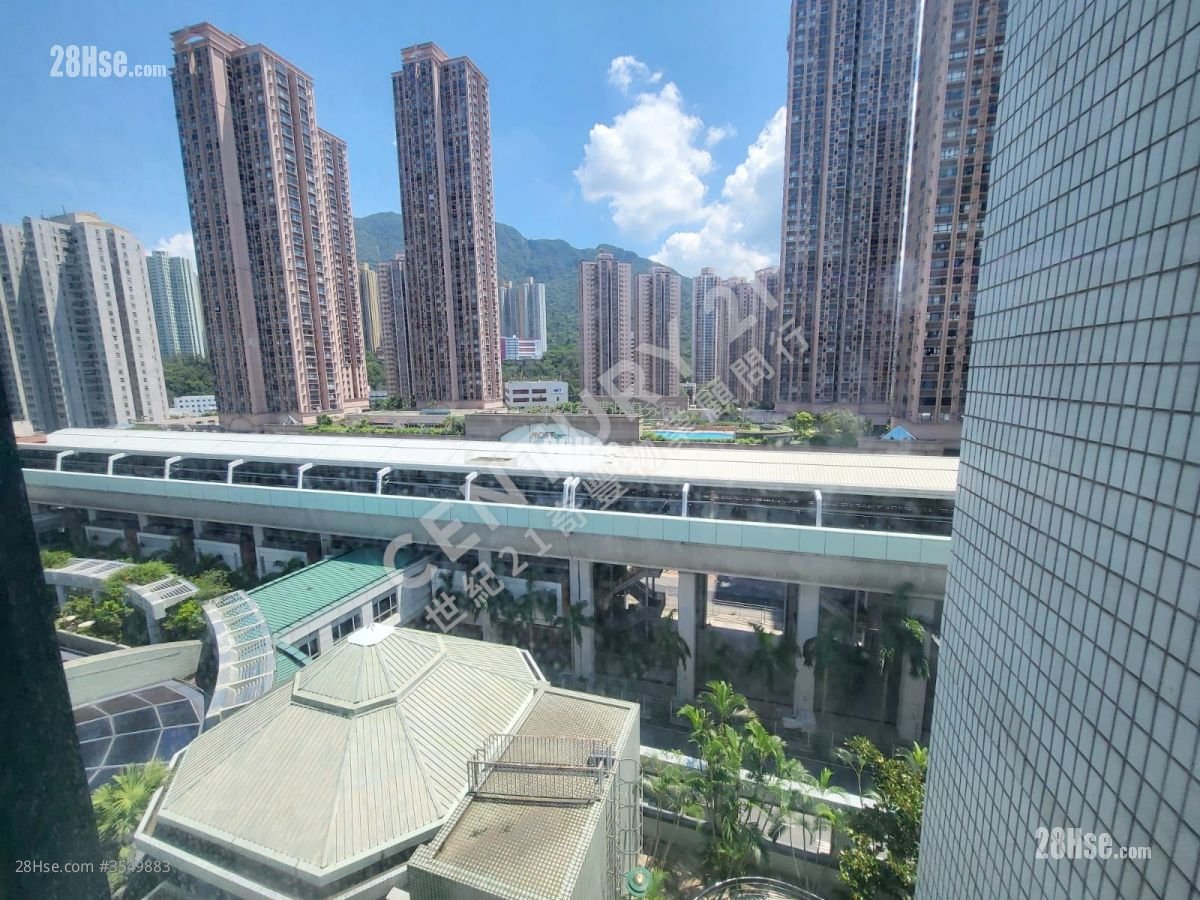 Bayshore Towers Sell 2 Bedrooms , 1 Bathroom 389 ft²