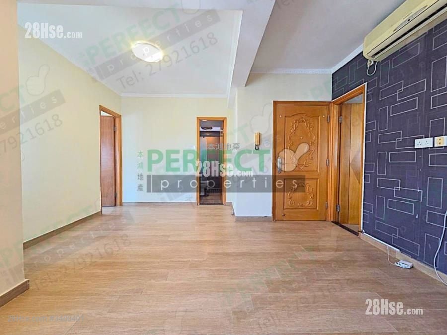 Sai Kung Town Centre Sell 2 Bedrooms , 2 Bathrooms 584 ft²