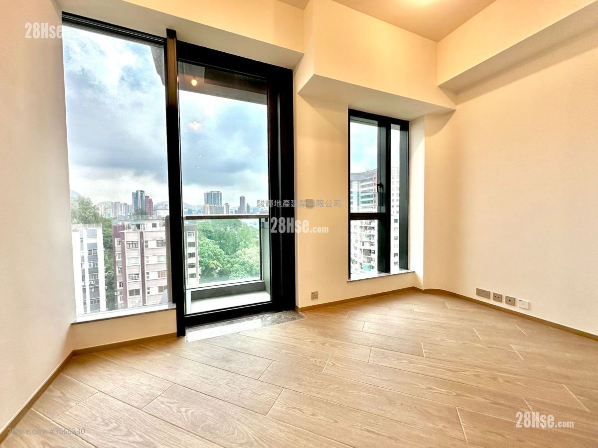 Garden Crescent Rental 260 ft²