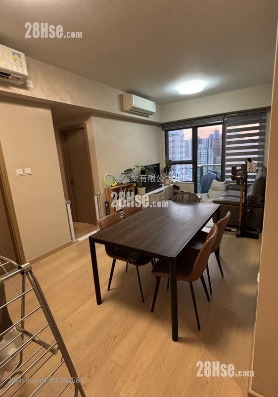 Sol City Rental 3 Bedrooms , 2 Bathrooms 747 ft²