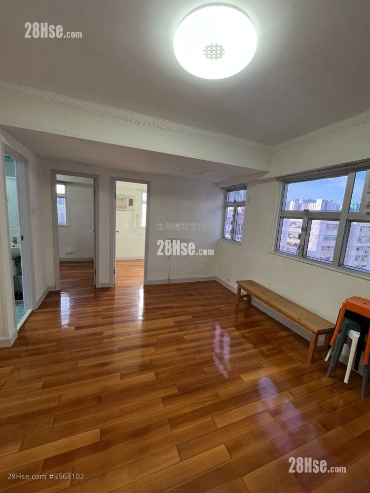 Wyler Garden Rental 3 Bedrooms , 1 Bathroom 456 ft²