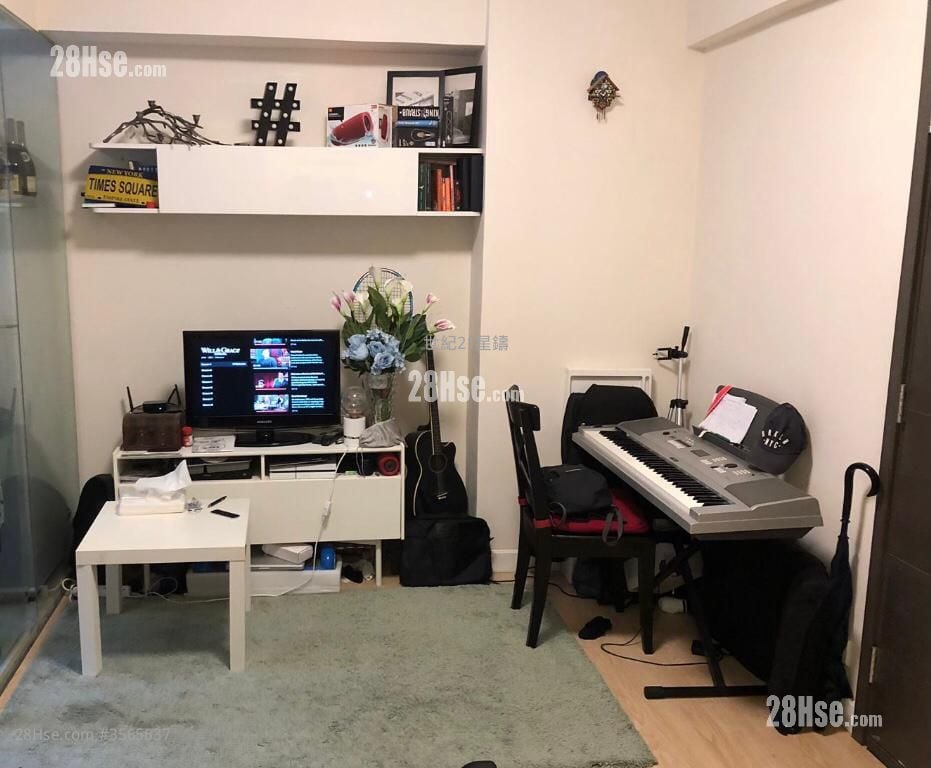 Lai Yan Lau Sell 1 Bedroom , 1 Bathroom 301 ft² Lai Yan Lau Sell 1 Bedroom , 1 Bathroom 301 ft²