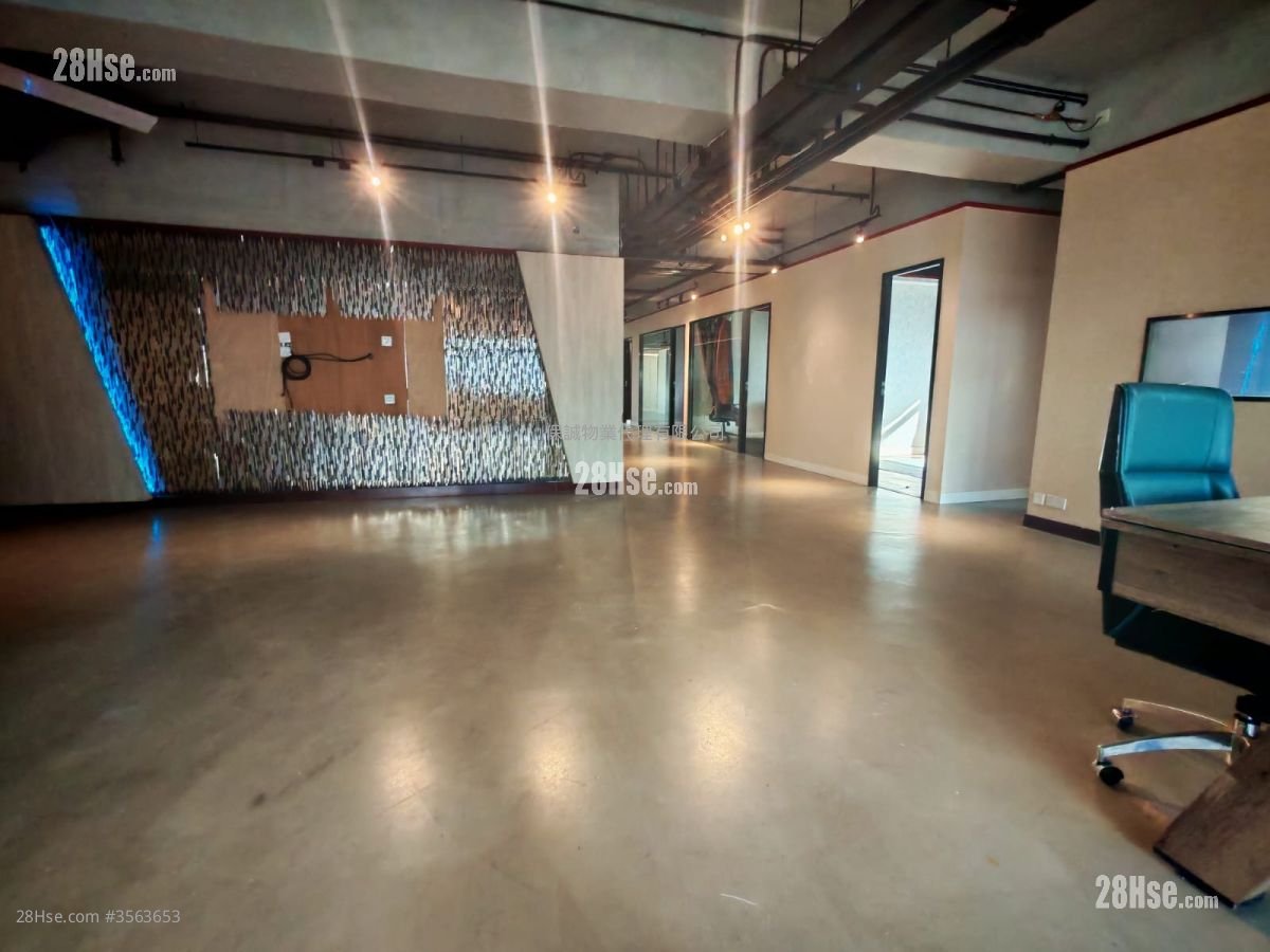 Texwood Plaza Rental 4,300 ft² Texwood Plaza Rental 4,300 ft²