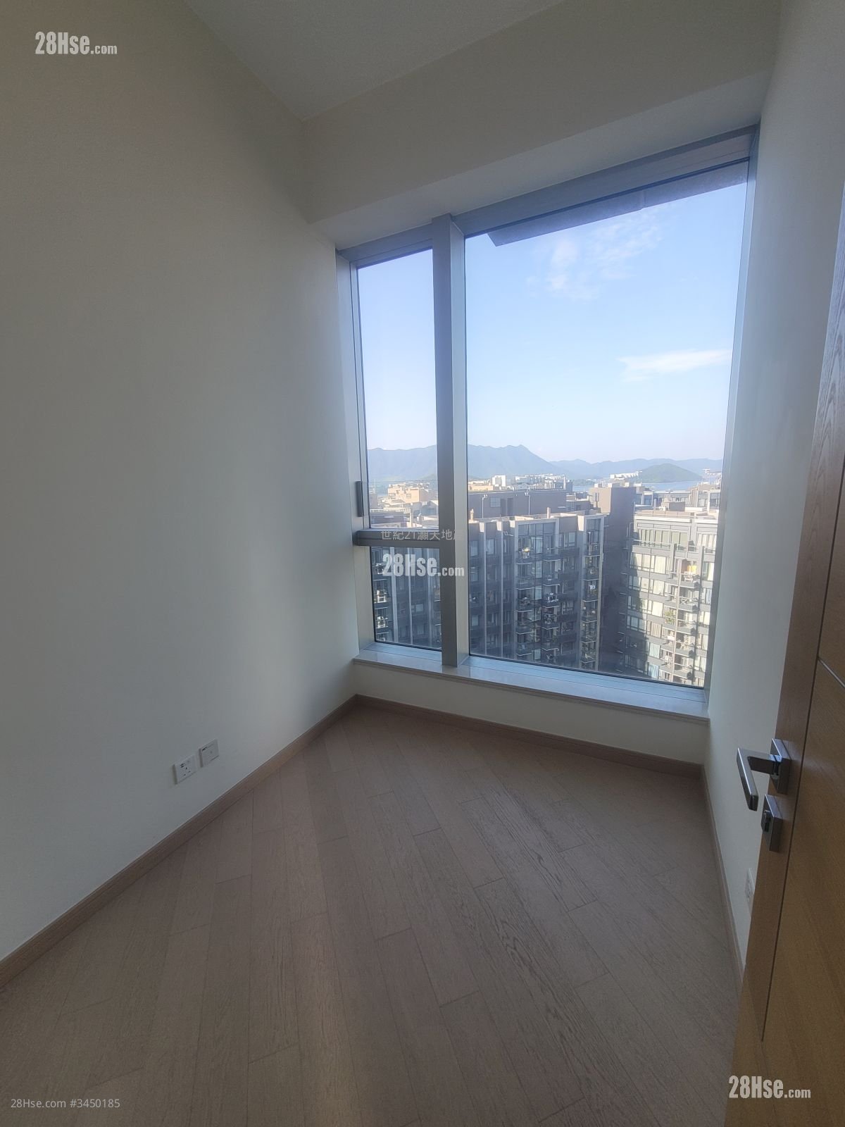 Mayfair By The Sea 8 Rental 3 Bedrooms , 2 Bathrooms 771 ft²