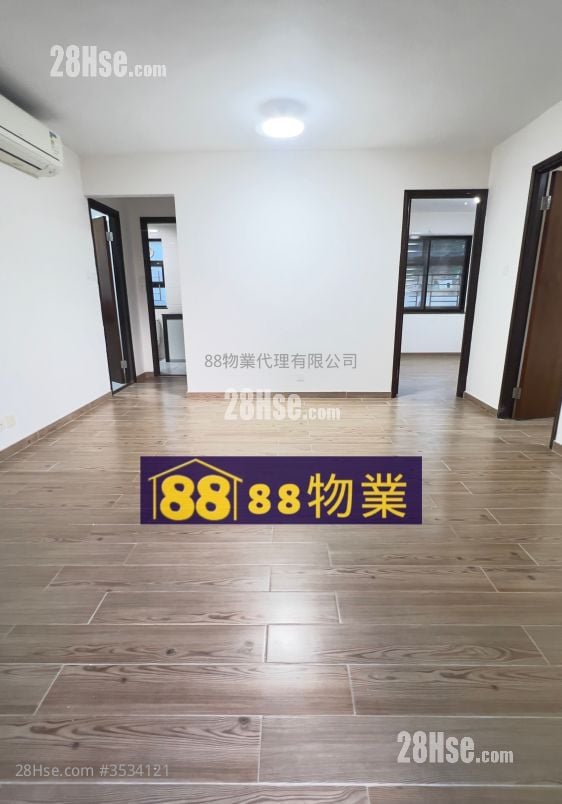 村屋 租盤 3 房 , 1 浴室 700 平方呎