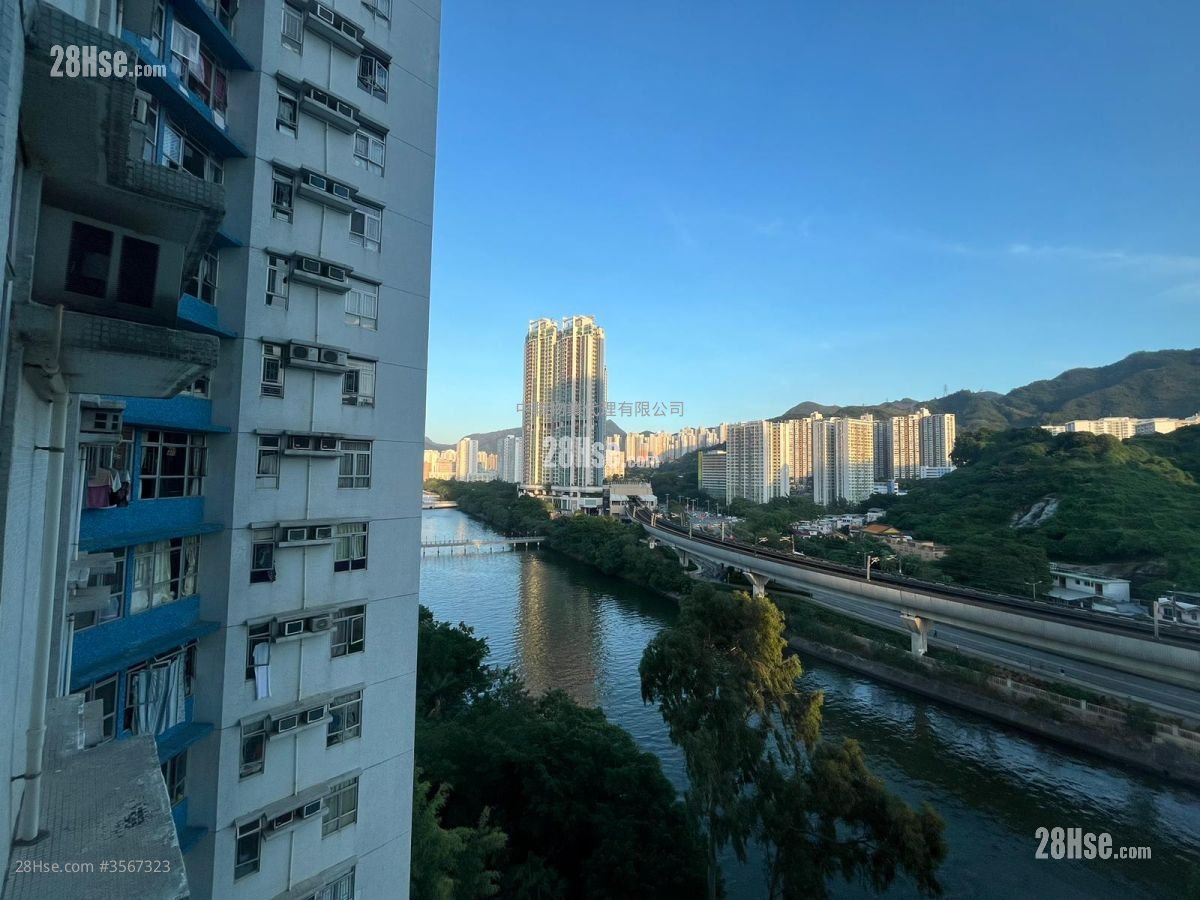 Man Lai Court Rental 3 Bedrooms , 2 Bathrooms 622 ft²
