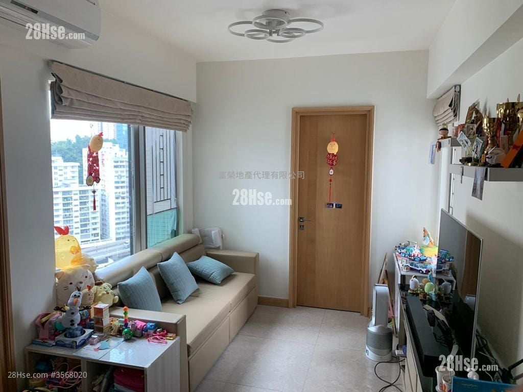 La Lumiere Sell 2 Bedrooms , 1 Bathroom 430 ft²