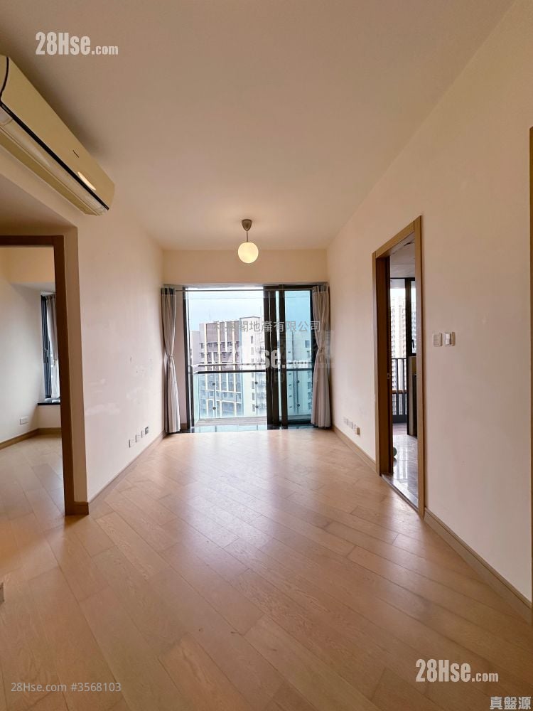Double Cove Sell 2 Bedrooms , 1 Bathroom 496 ft²