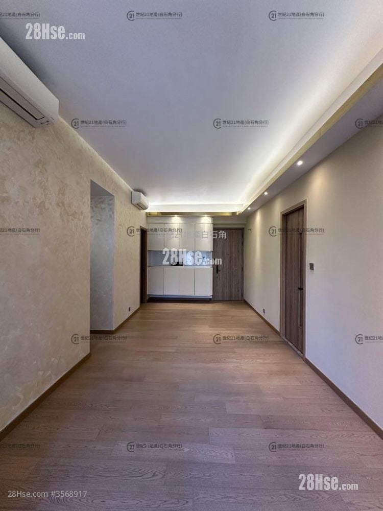Centra Horizon Rental 3 Bedrooms , 2 Bathrooms 830 ft²