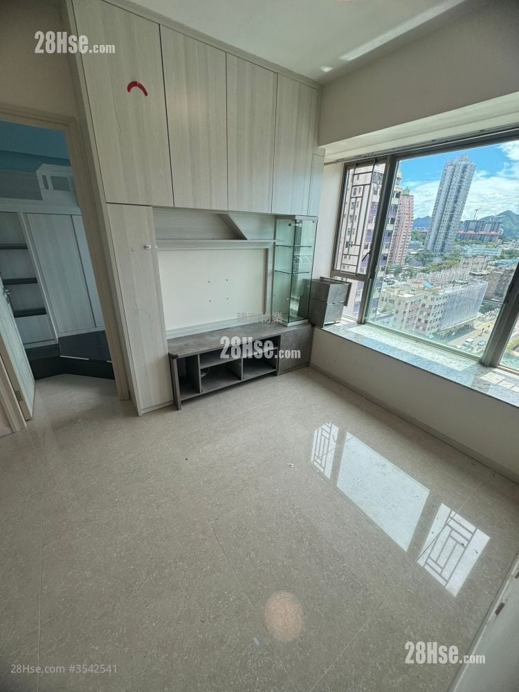 Yuccie Square Rental 2 Bedrooms , 1 Bathroom 424 ft²