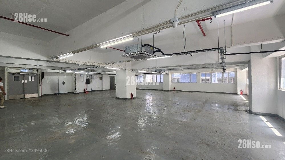 華威工廈 4177建呎 火車站1分鐘到  