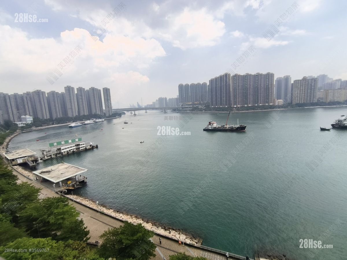 Ocean Pride Sell 4 Bedrooms , 3 Bathrooms 1,162 ft²