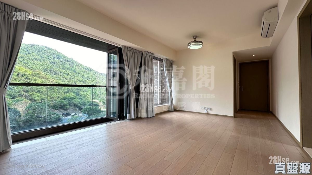 Island Garden Rental 3 Bedrooms , 2 Bathrooms 1,055 ft²