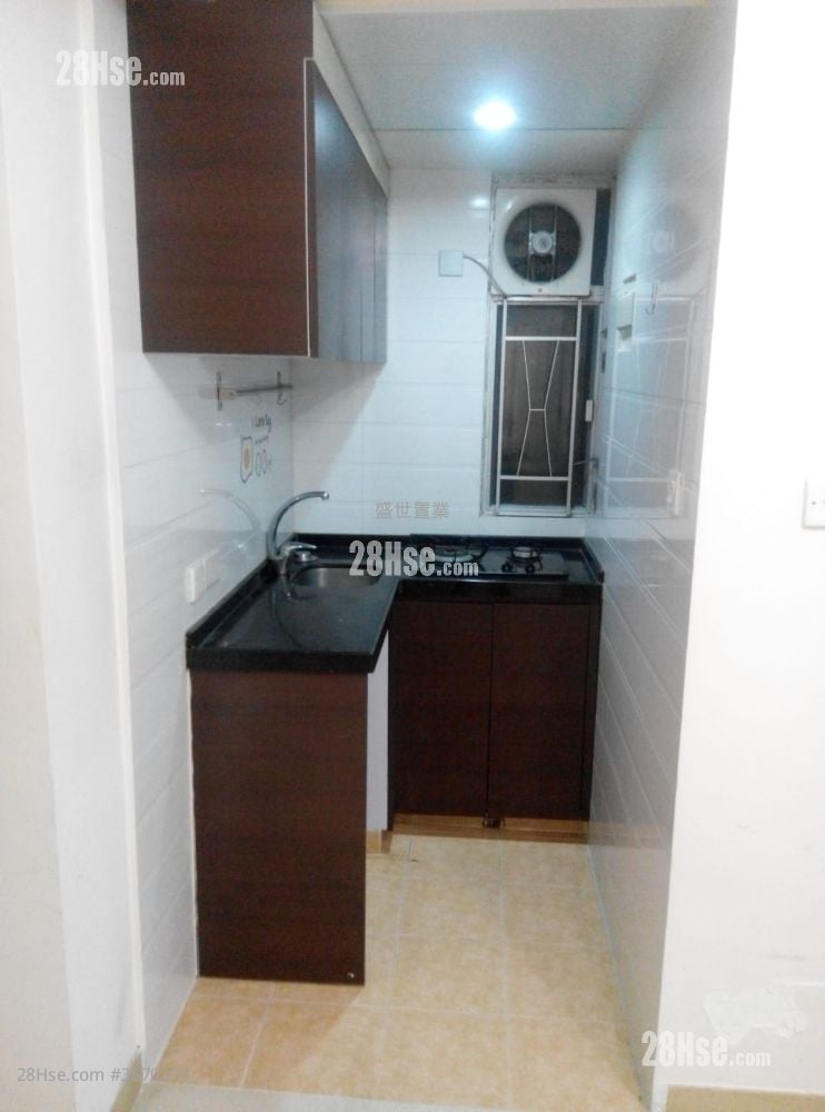 Greenwood Garden Sell 271 ft²