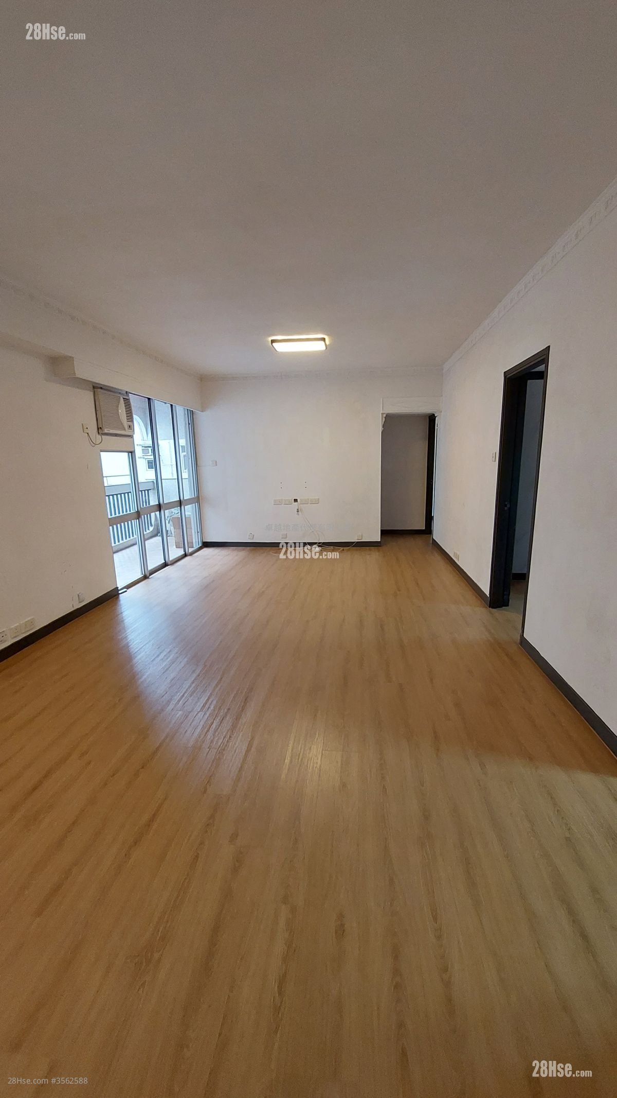 Dragon Court Rental 4 Bedrooms , 2 Bathrooms 1,143 ft²