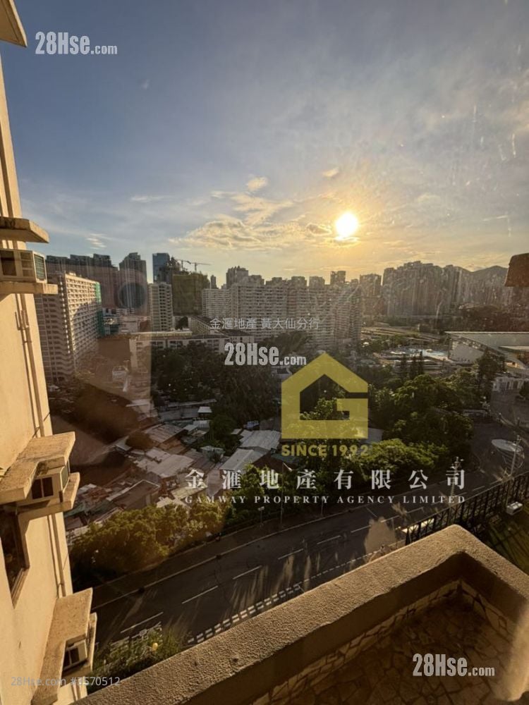 Bay View Garden Rental 3 Bedrooms 637 ft²