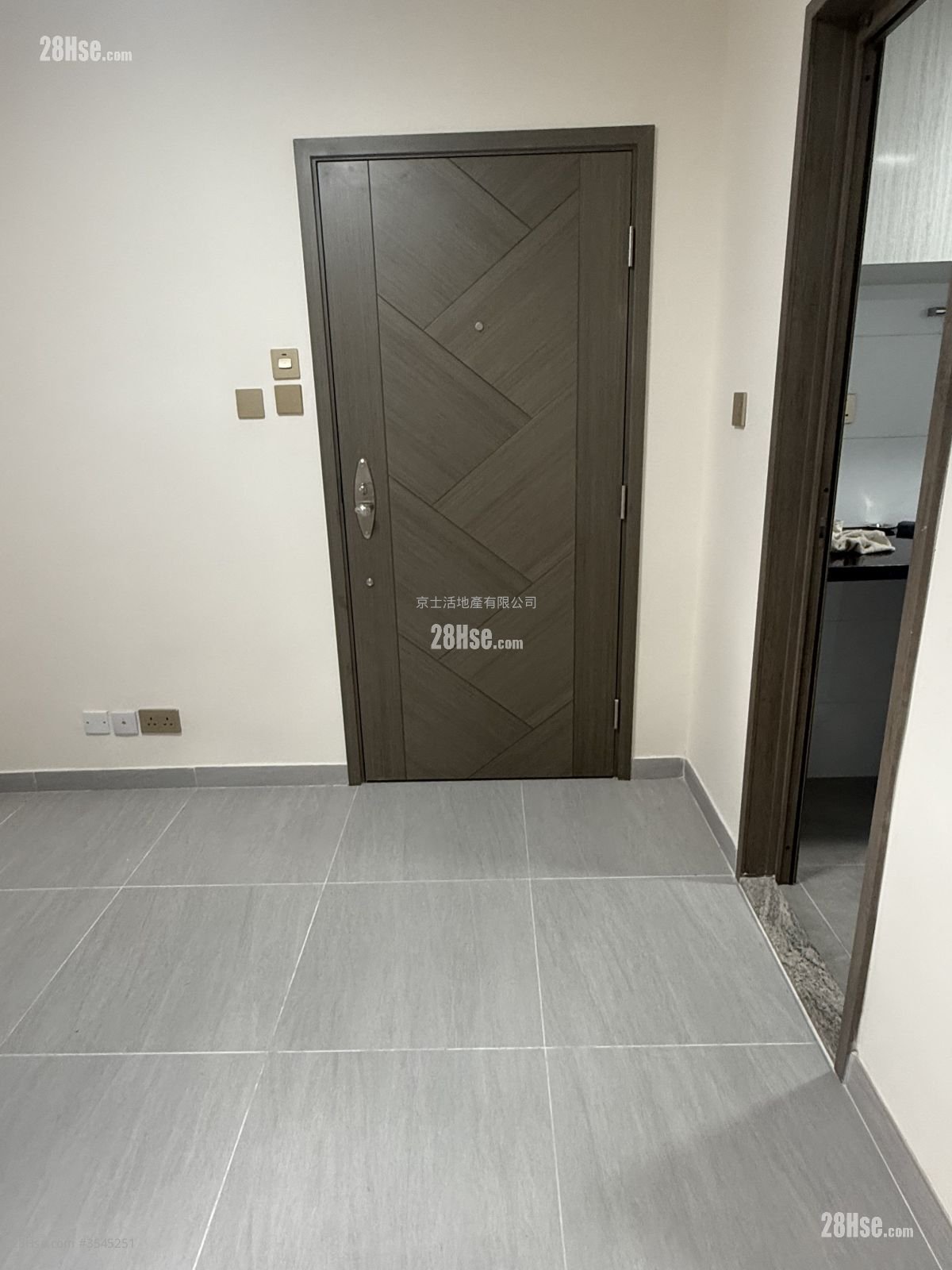 Shatin Centre Rental 2 Bedrooms , 1 Bathroom 300 ft²