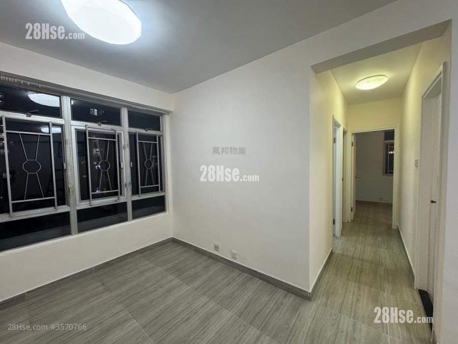 Plover Cove Garden Rental 3 Bedrooms , 2 Bathrooms 561 ft²