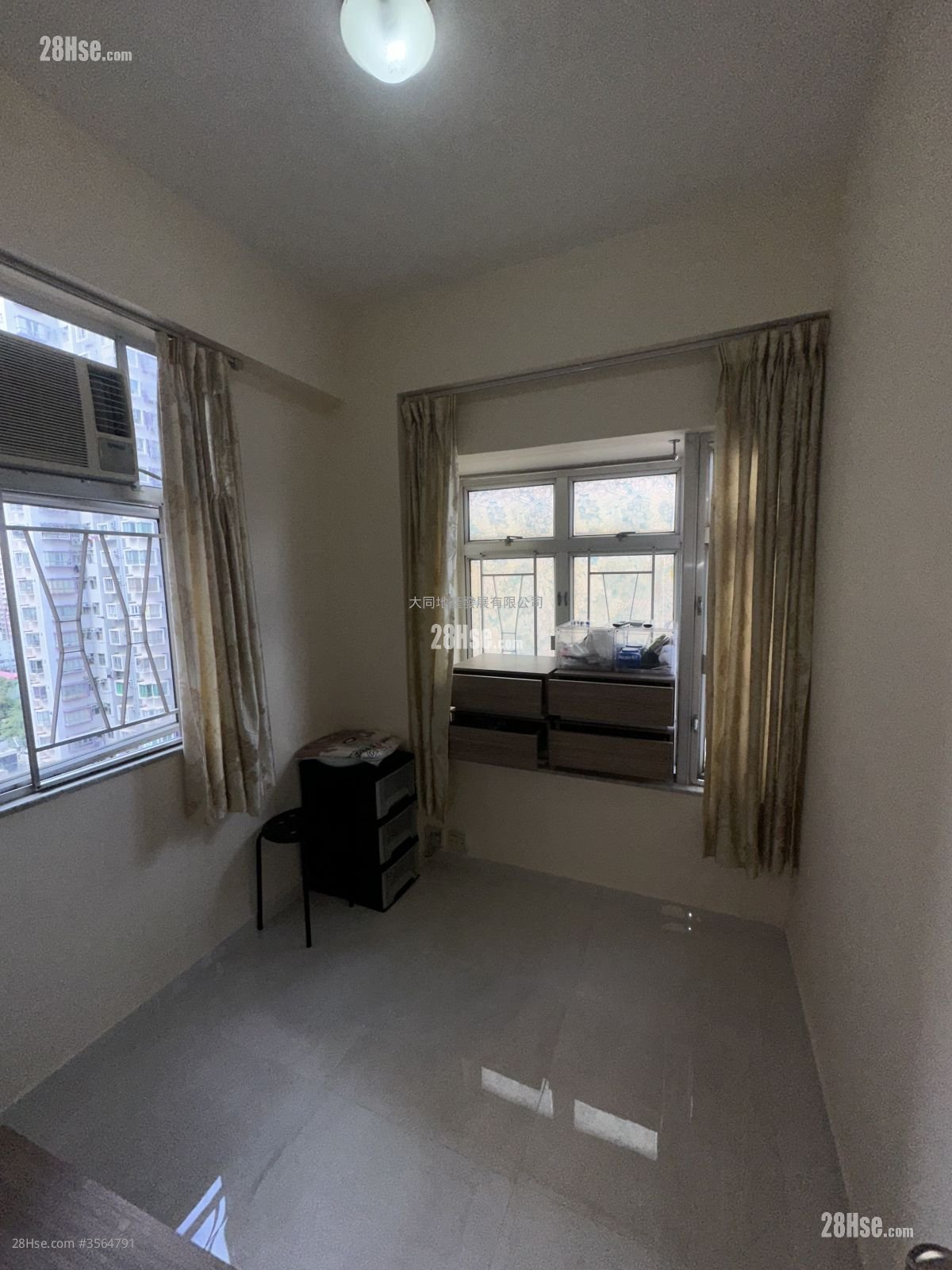 Hung Hay Building Rental 2 Bedrooms , 1 Bathroom 305 ft² Hung Hay Building Rental 2 Bedrooms , 1 Bathroom 305 ft²