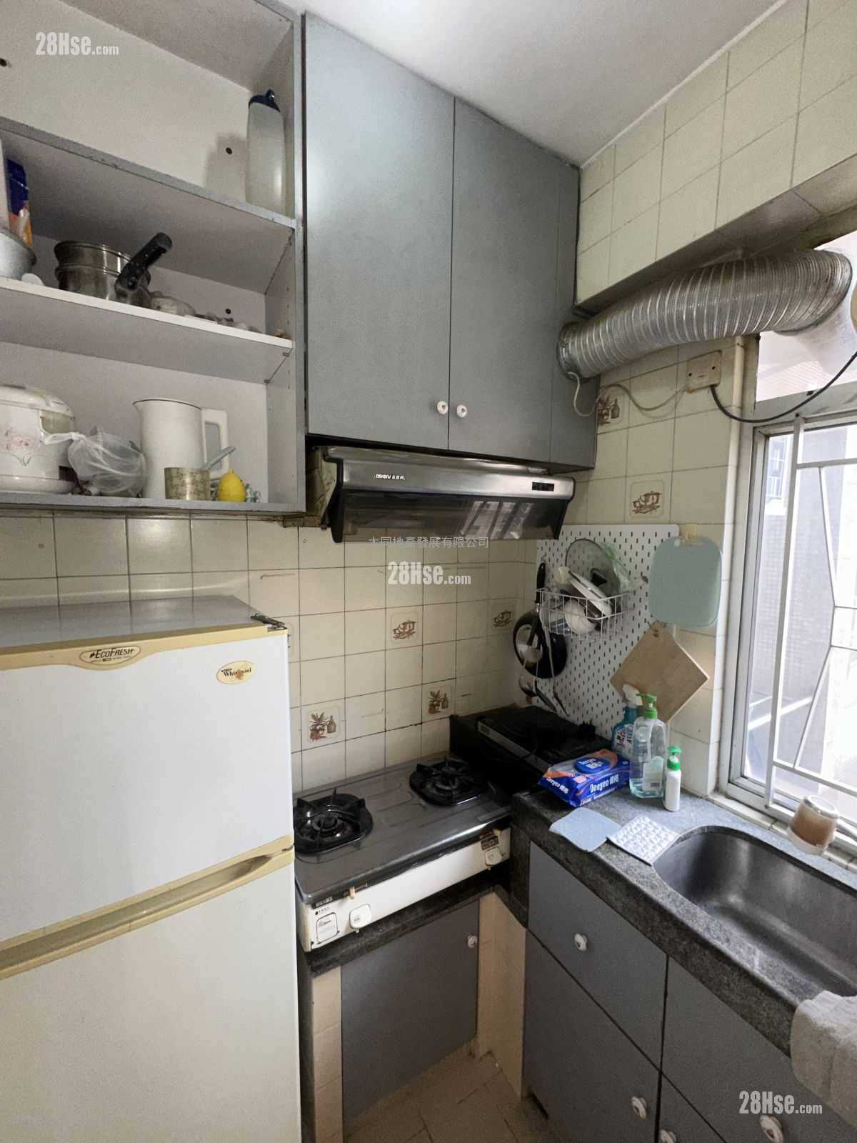 Hung Hay Building Rental 2 Bedrooms , 1 Bathroom 305 ft² Hung Hay Building Rental 2 Bedrooms , 1 Bathroom 305 ft²