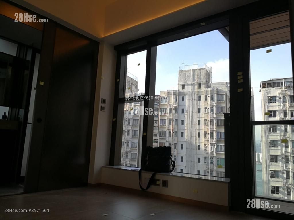 One Prestige Sell Studio , 1 Bathroom 206 ft²