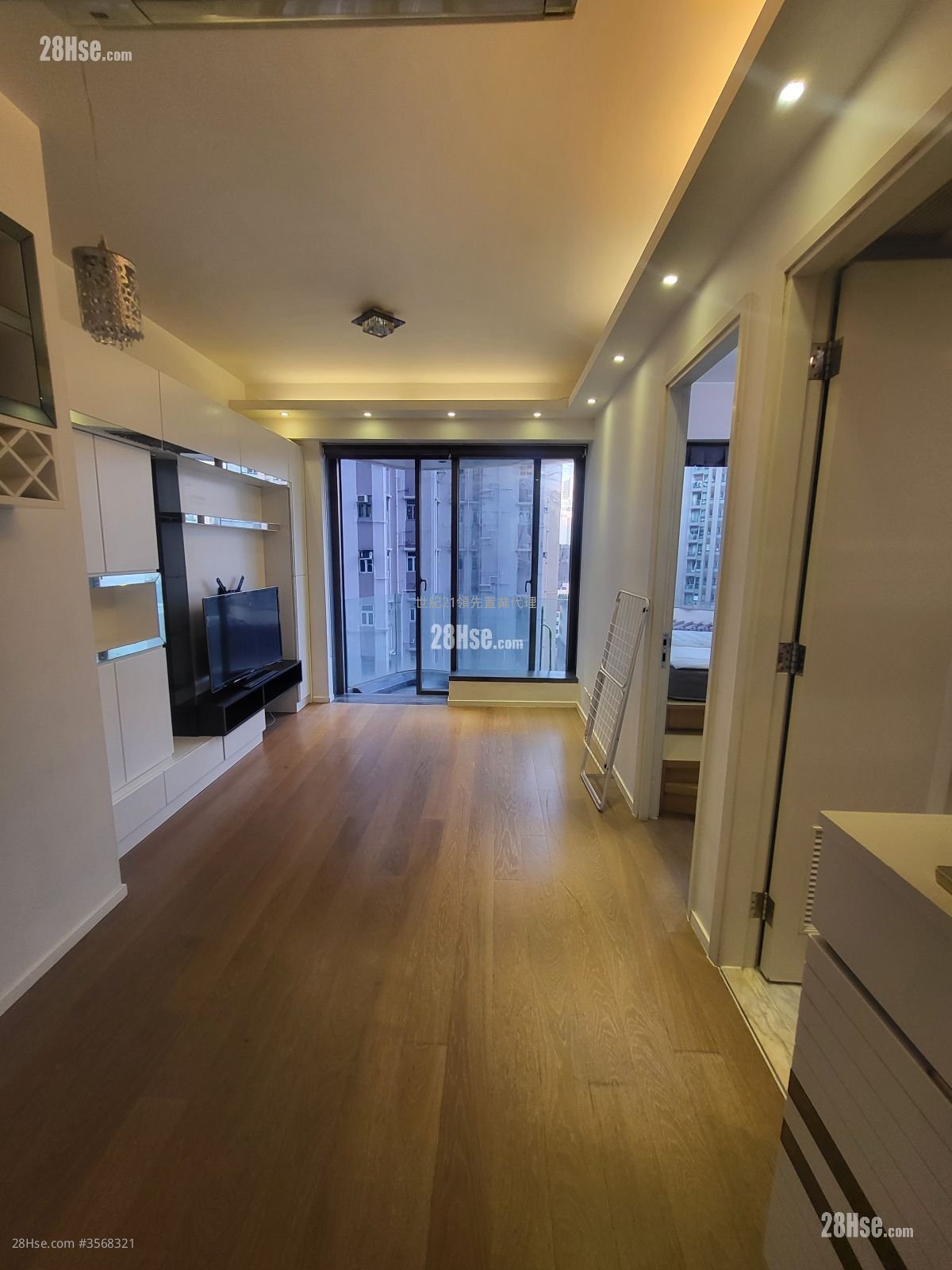 Homantin Hillside Rental 1 Bedroom , 1 Bathroom 381 ft²
