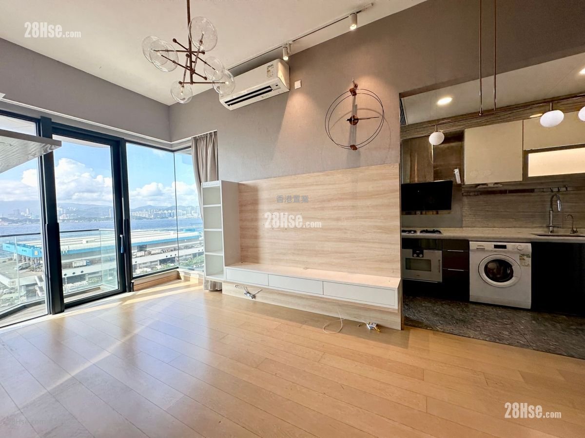 Upton Rental 2 Bedrooms , 2 Bathrooms 670 ft²