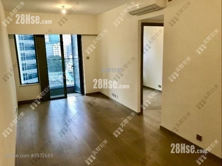 Aurora Sell 3 Bedrooms , 2 Bathrooms 726 ft²
