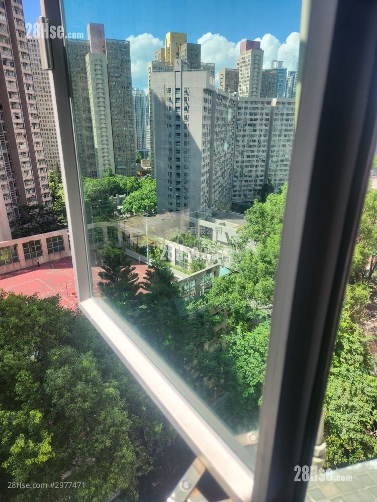 Fung Tak Estate Sell 2 Bedrooms , 1 Bathroom 443 ft²